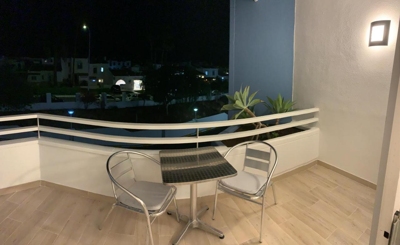 Modern Apartment With Pool In Golf Del Sur サンミゲル・デ・アボナ エクステリア 写真