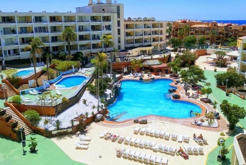 Modern Apartment With Pool In Golf Del Sur サンミゲル・デ・アボナ エクステリア 写真